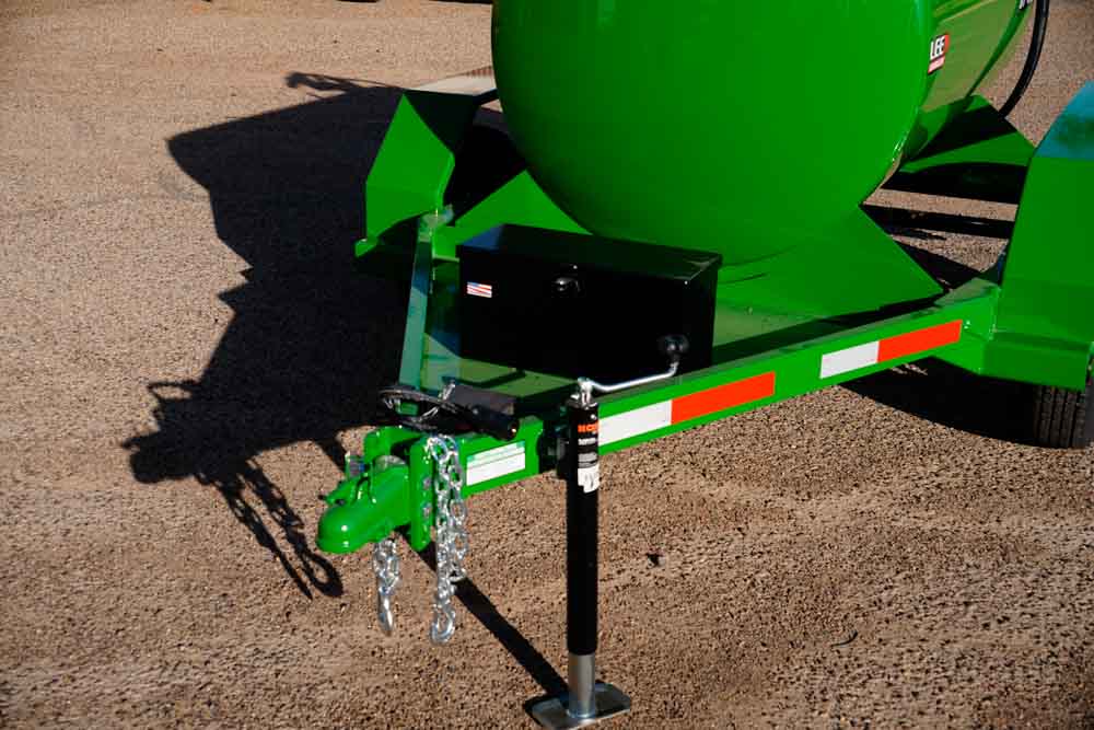 LS-DT 475-SA Diesel Fuel Trailer. Green.