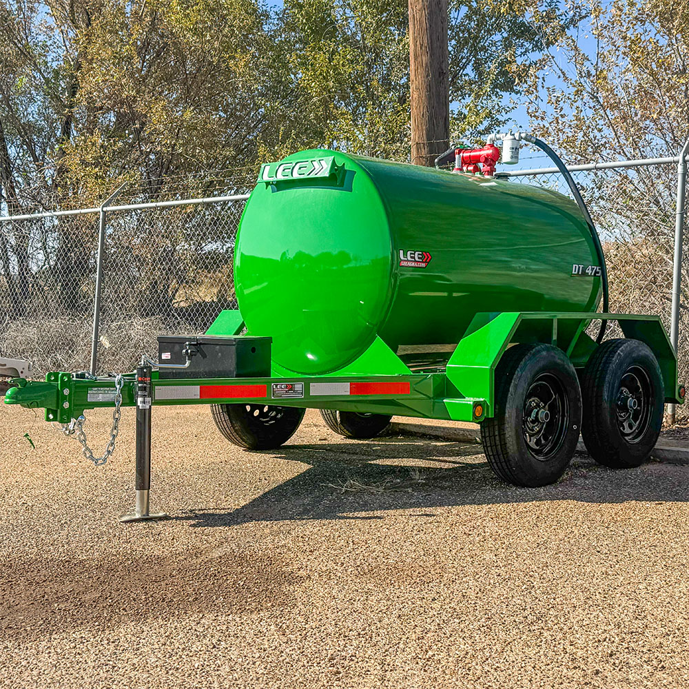 LS-LEE>> DT 475-SA Diesel Fuel Trailer. Green.